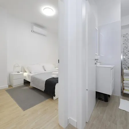 아파트 Idassa Bridge