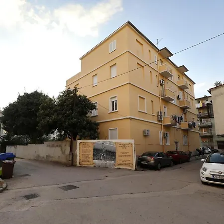 公寓 Idassa Bridge 扎达尔