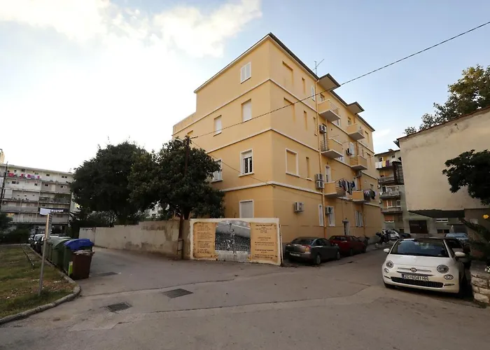 公寓 Idassa Bridge 扎达尔